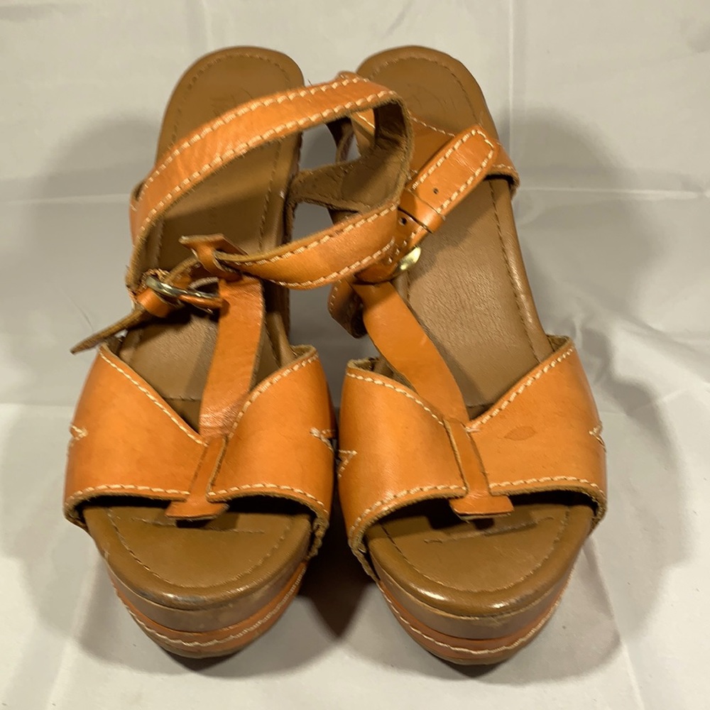 Franco Sarto size 8.5 heels